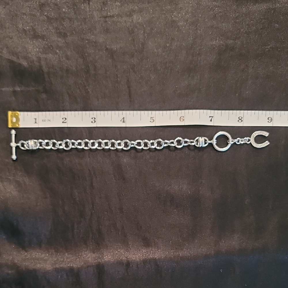 Silver Chain Bracelet w Horseshoe Charm - Picture 6 of 7